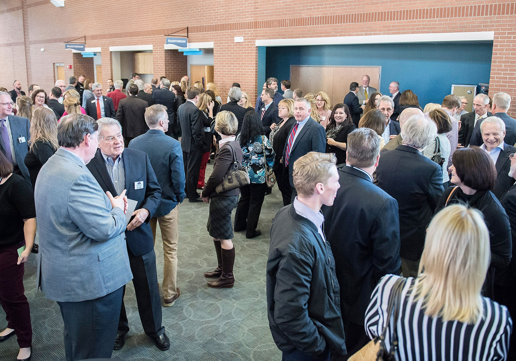 1-23 MooresvilleChamberAward-5.JPG
